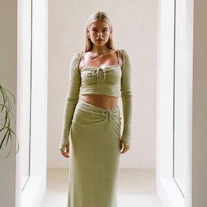 Sabo Skirt - 2 Piece Set - Tenami Top and Skirt - Size XXS